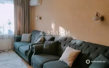 2-комнатная квартира, этаж 3 из 5, 54 м²