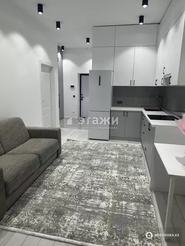 2-комнатная квартира, этаж 2 из 20, 45 м², на длительный срок