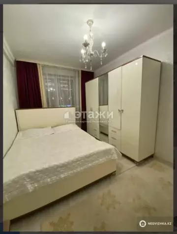 3-комнатная квартира, этаж 2 из 12, 84 м²