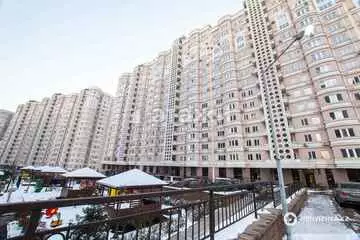 3-комнатная квартира, этаж 5 из 18, 69 м²