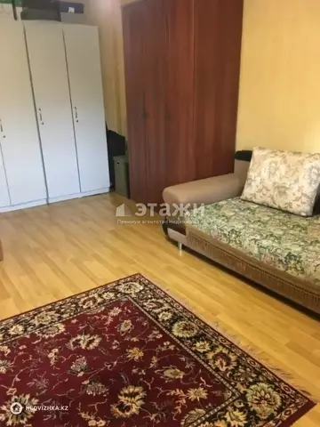 1-комнатная квартира, этаж 5 из 9, 38 м²