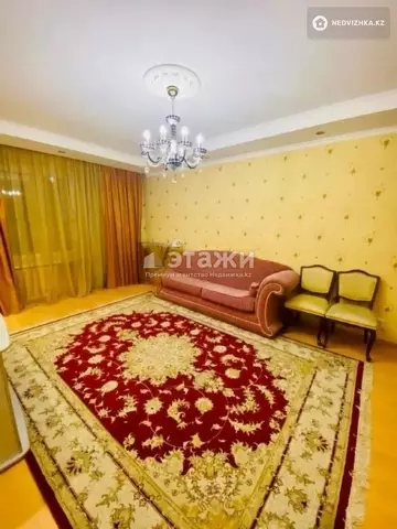 2-комнатная квартира, этаж 2 из 5, 63 м²