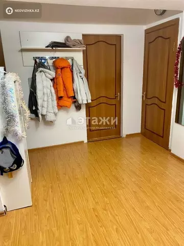 3-комнатная квартира, этаж 9 из 9, 91 м²