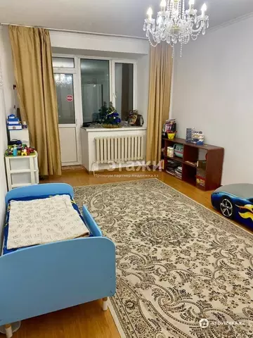 3-комнатная квартира, этаж 9 из 9, 91 м²