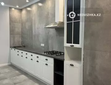 1-комнатная квартира, этаж 2 из 10, 55 м²