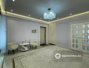 3-комнатная квартира, этаж 11 из 12, 96 м²