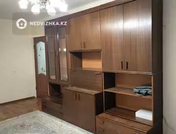 2-комнатная квартира, этаж 3 из 5, 44 м²