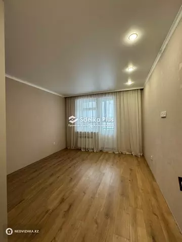 2-комнатная квартира, этаж 4 из 9, 72 м²