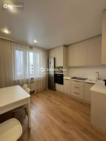 2-комнатная квартира, этаж 4 из 9, 72 м²