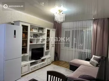 2-комнатная квартира, этаж 9 из 9, 40 м²
