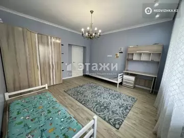 3-комнатная квартира, этаж 2 из 6, 77 м², на длительный срок
