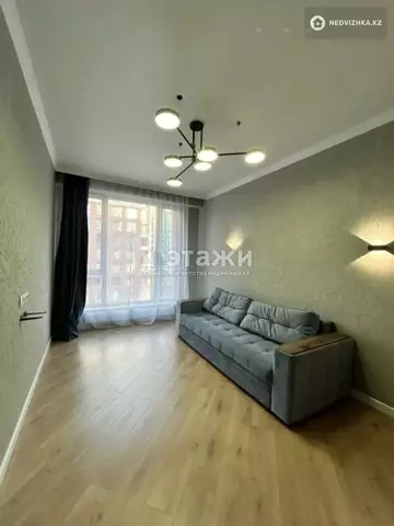 3-комнатная квартира, этаж 8 из 16, 75 м², на длительный срок