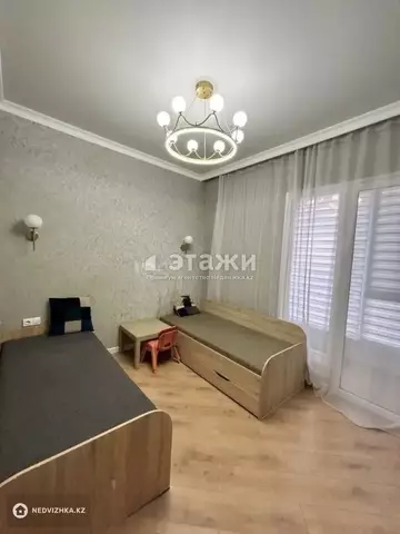 3-комнатная квартира, этаж 8 из 16, 75 м², на длительный срок