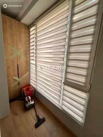 3-комнатная квартира, этаж 8 из 16, 75 м², на длительный срок