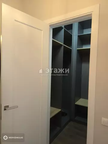 3-комнатная квартира, этаж 4 из 9, 89 м²