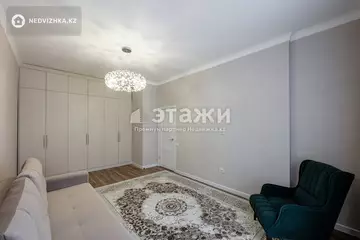 1-комнатная квартира, этаж 3 из 17, 43 м²