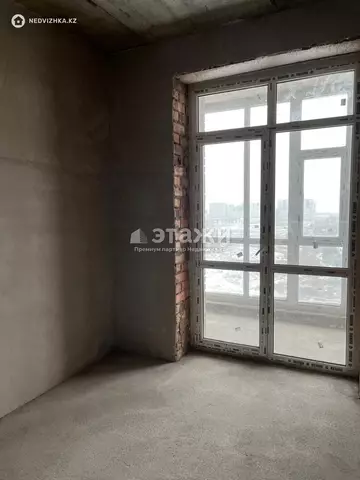 1-комнатная квартира, этаж 11 из 12, 43 м²