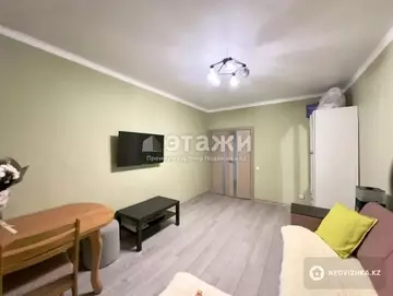 1-комнатная квартира, этаж 9 из 9, 42 м²