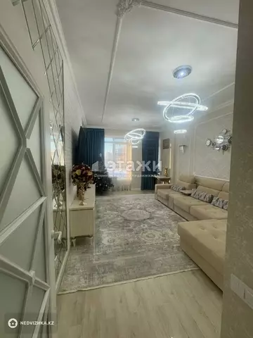 4-комнатная квартира, этаж 14 из 21, 110 м²
