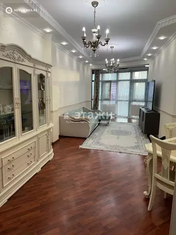 3-комнатная квартира, этаж 7 из 9, 107 м²