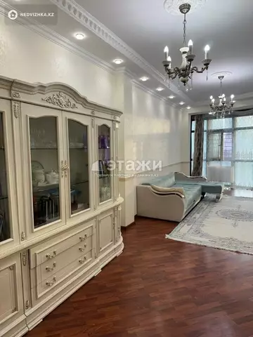 3-комнатная квартира, этаж 7 из 9, 107 м²