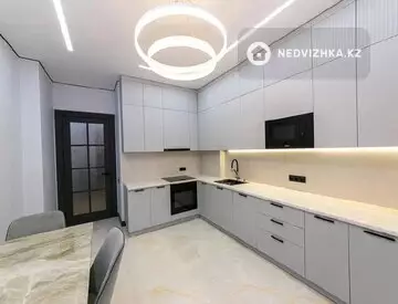 71 м², 2-комнатная квартира, этаж 3 из 23, 71 м², изображение - 1