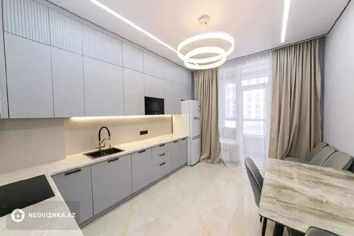 71 м², 2-комнатная квартира, этаж 3 из 23, 71 м², изображение - 1