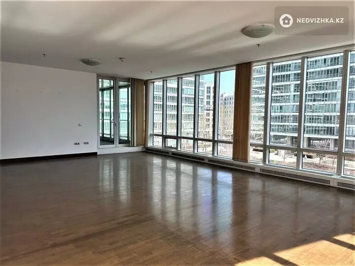 204 м², 4-комнатная квартира, этаж 8 из 22, 204 м², изображение - 1