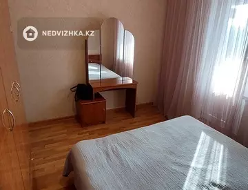 4-комнатная квартира, этаж 3 из 5, 87 м²