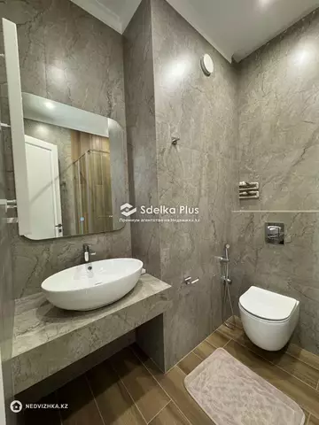 4-комнатная квартира, этаж 9 из 22, 127 м²