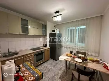 2-комнатная квартира, этаж 9 из 9, 54 м²