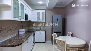 2-комнатная квартира, этаж 10 из 12, 80 м², на длительный срок