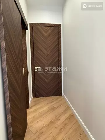 2-комнатная квартира, этаж 12 из 12, 60 м², на длительный срок