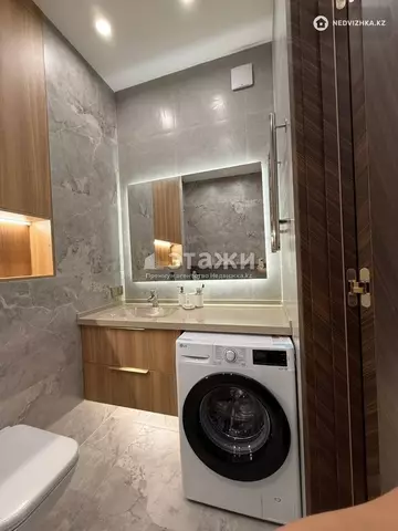 2-комнатная квартира, этаж 12 из 12, 60 м², на длительный срок