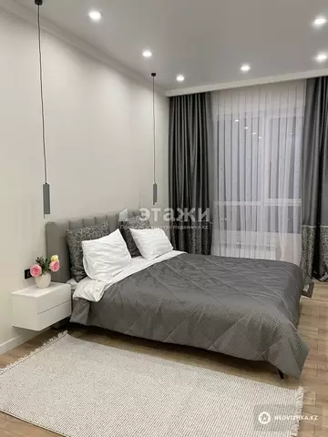 2-комнатная квартира, этаж 7 из 12, 55 м², на длительный срок