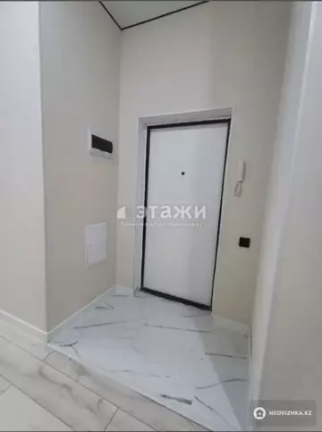 1-комнатная квартира, этаж 1 из 9, 39 м²