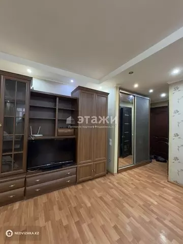 2-комнатная квартира, этаж 2 из 5, 43 м²