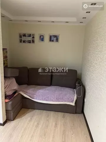 1-комнатная квартира, этаж 10 из 12, 38 м²