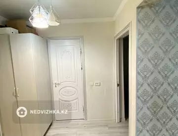 2-комнатная квартира, этаж 3 из 4, 54 м²