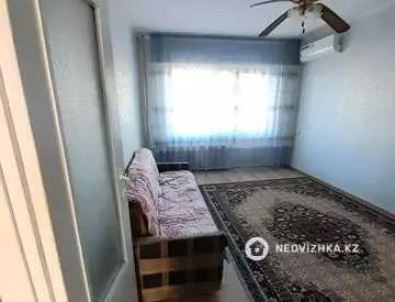 4-комнатная квартира, этаж 2 из 5, 76 м²