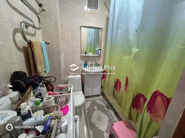 2-комнатная квартира, этаж 9 из 10, 63 м²