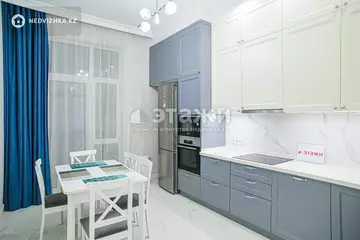4-комнатная квартира, этаж 3 из 12, 122 м², на длительный срок