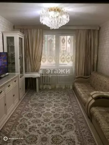 3-комнатная квартира, этаж 1 из 9, 80 м²