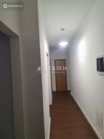 2-комнатная квартира, этаж 3 из 14, 60 м²