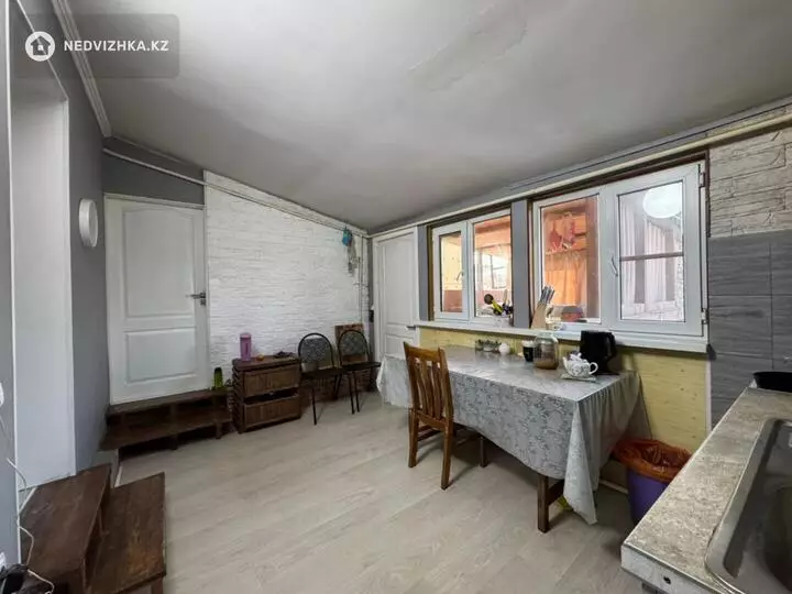 60.5 м², 4-комнатный дом, 4 соток, 60 м², изображение - 1