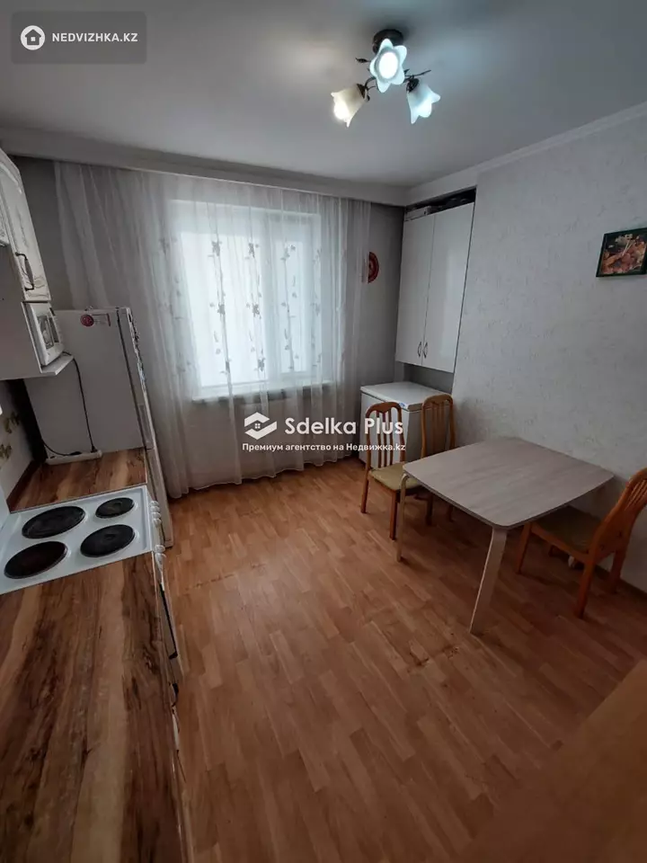 70 м², 2-комнатная квартира, этаж 10 из 12, 70 м², изображение - 1