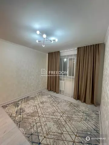 1-комнатная квартира, этаж 2 из 5, 19 м²