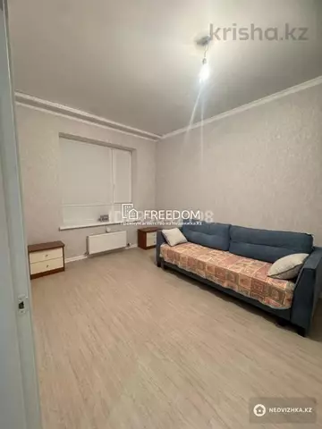 1-комнатная квартира, этаж 3 из 9, 38 м²