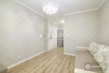 2-комнатная квартира, этаж 4 из 18, 52 м²