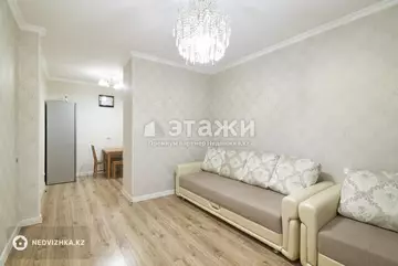 2-комнатная квартира, этаж 4 из 18, 52 м²